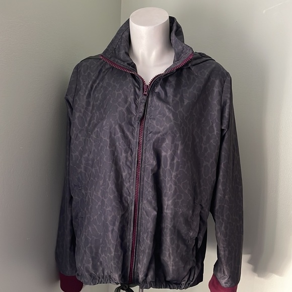 The Upside Snow Leopard windbreaker jacket - Picture 2 of 11